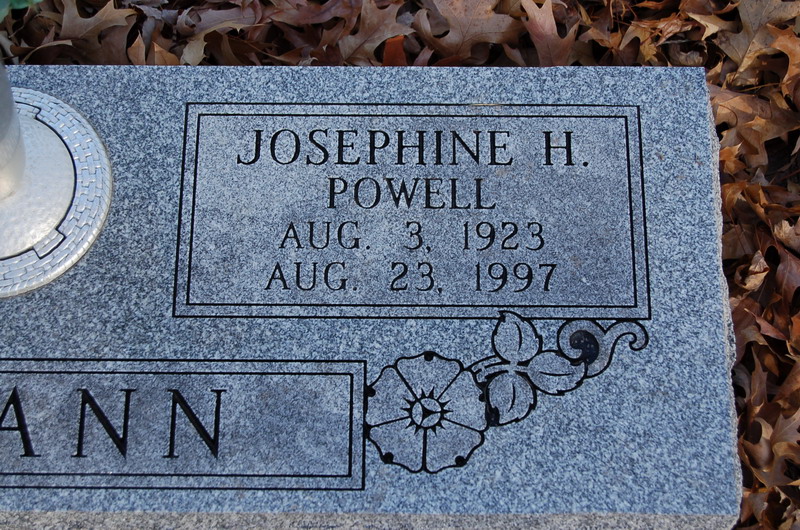 jo
        powell